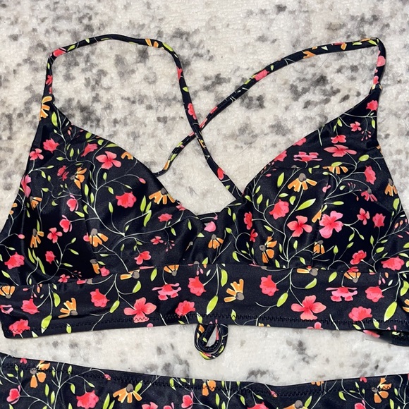 Shein High Waisted Bikini Set - Picture 2 of 4